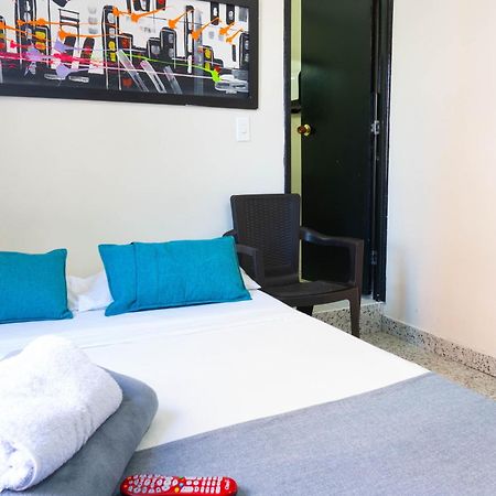 Hotel Jc 43 메딜린 외부 사진