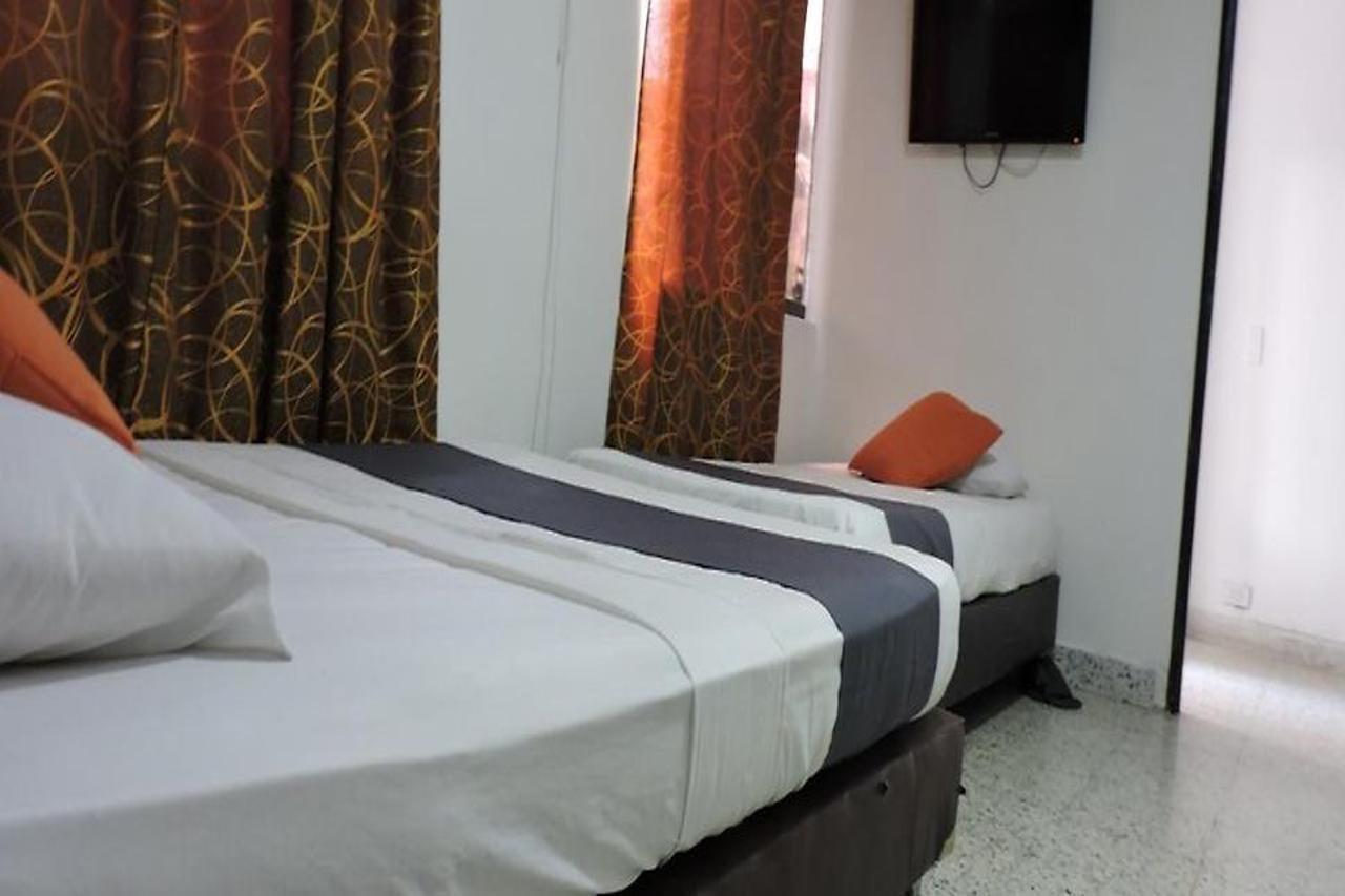 Hotel Jc 43 메딜린 외부 사진