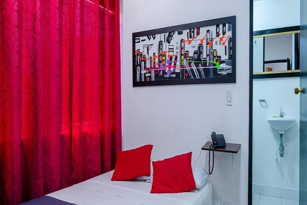 Hotel Jc 43 메딜린 외부 사진