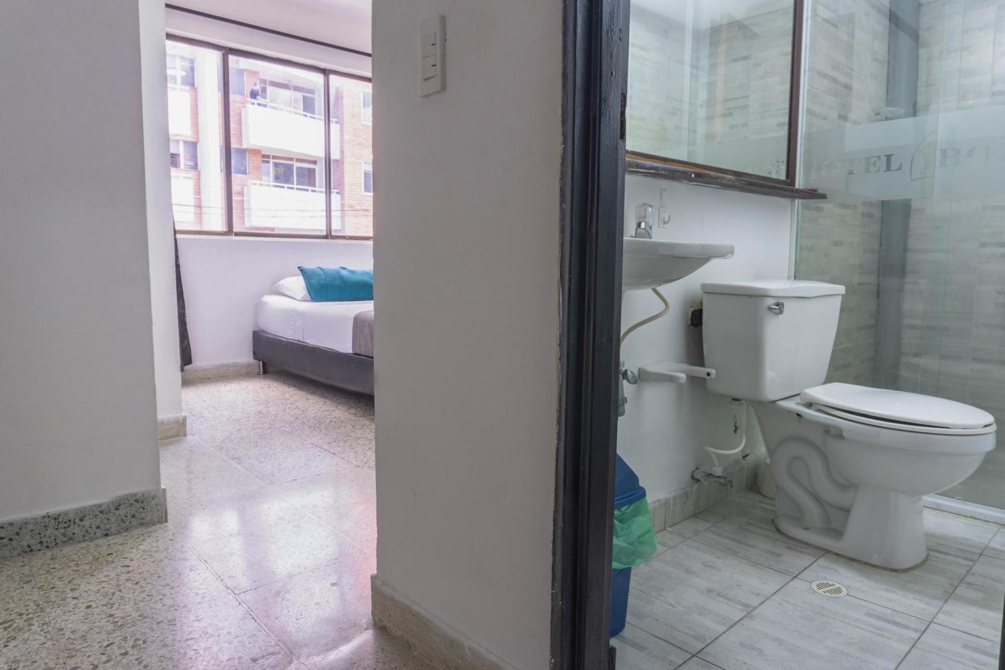 Hotel Jc 43 메딜린 외부 사진