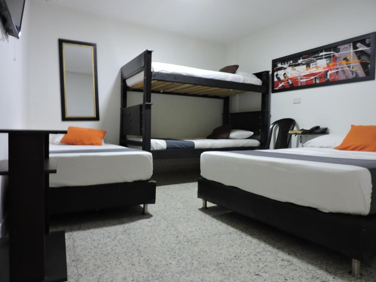 Hotel Jc 43 메딜린 외부 사진