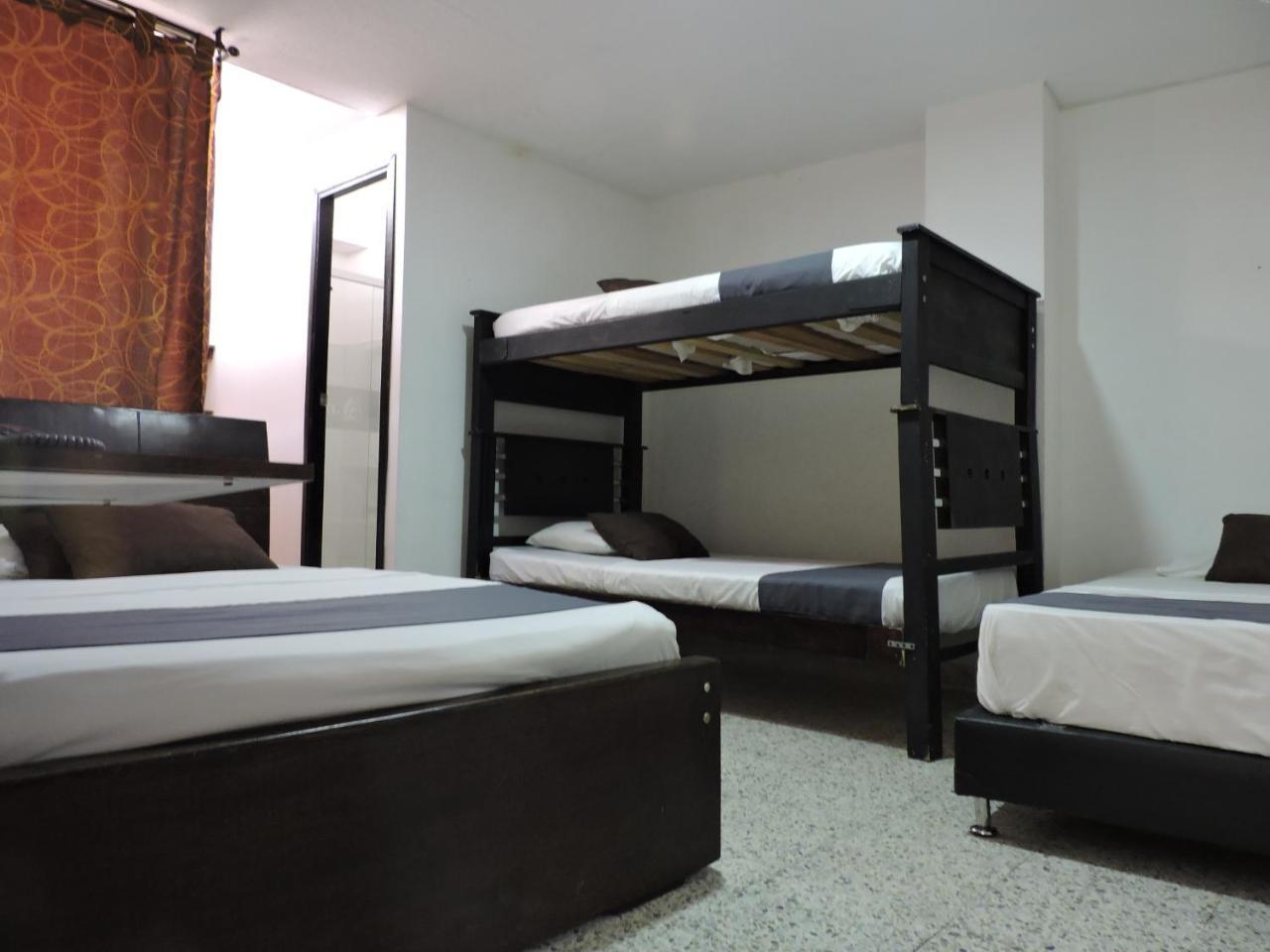 Hotel Jc 43 메딜린 외부 사진