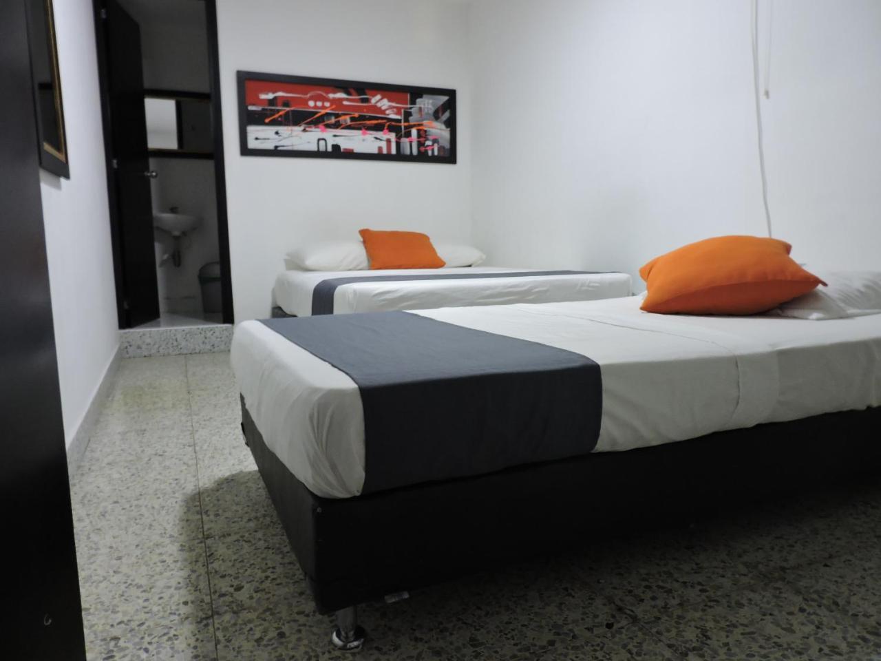 Hotel Jc 43 메딜린 외부 사진