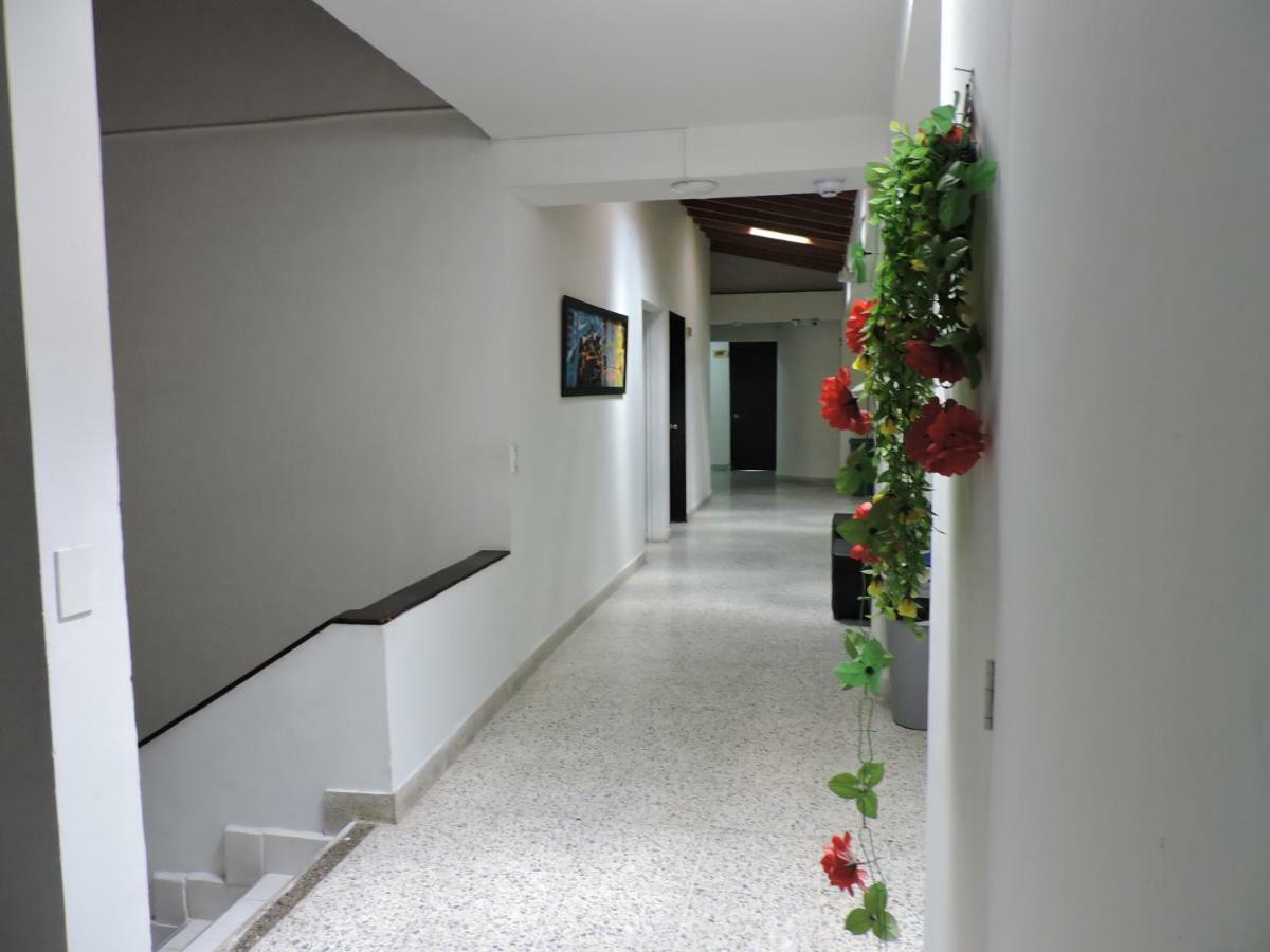 Hotel Jc 43 메딜린 외부 사진