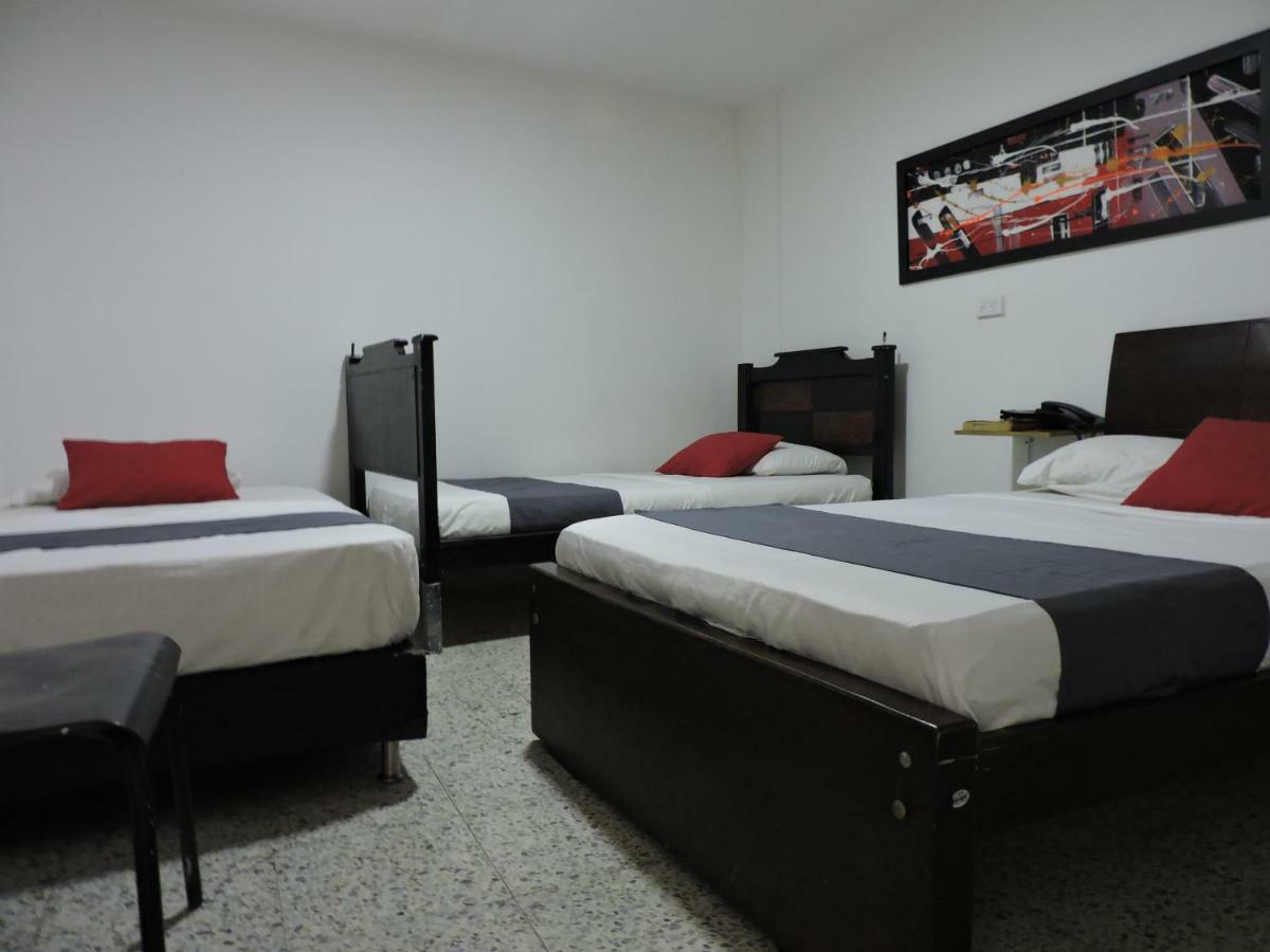 Hotel Jc 43 메딜린 외부 사진