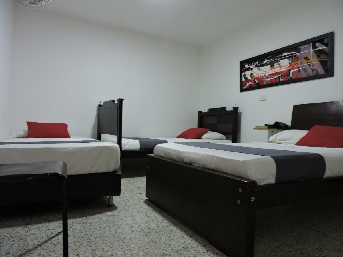 Hotel Jc 43 메딜린 외부 사진