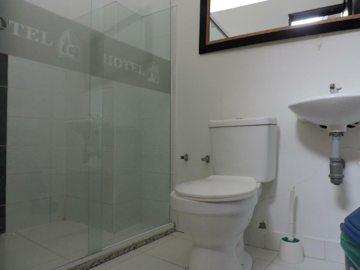 Hotel Jc 43 메딜린 외부 사진